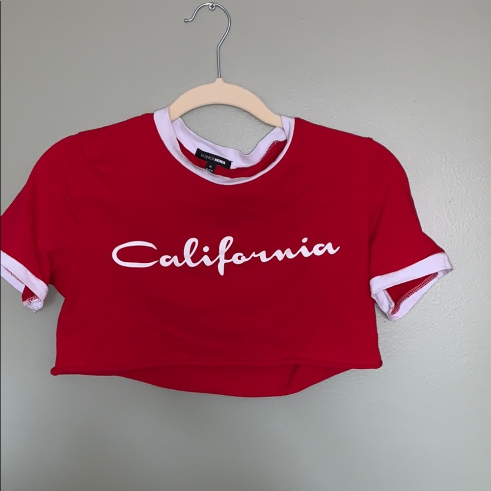 Cropped tee
